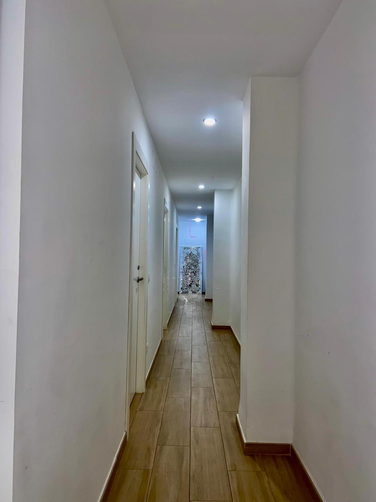 ולנסיה Habitaciones Frente Estacion De Tren Joaquin Sorolla מראה חיצוני תמונה